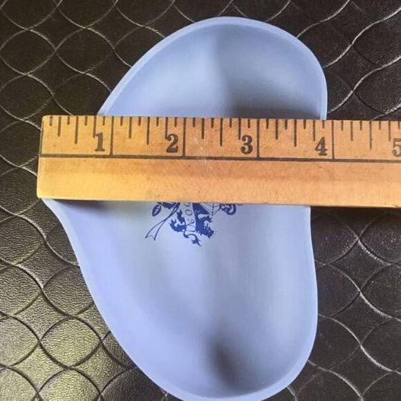 VINTAGE WEDGWOOD BLUE JASPERWARE HEART SHAPED TRINKET BOX NEOCLASSICAL DESIGN - Picture 12 of 13